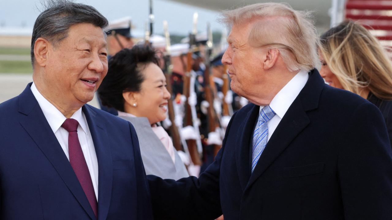 Trump'tan Şi'ye şaşırtan teklif: Silah ister misin?