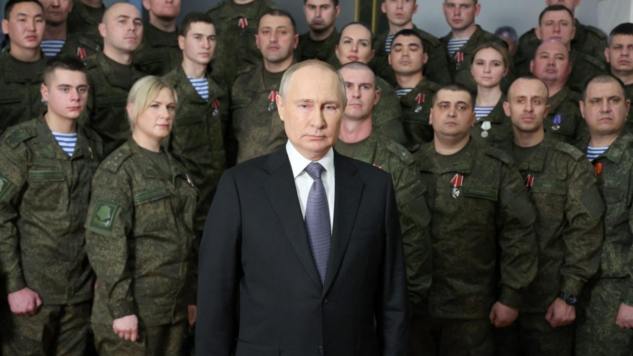 Putin imzayı attı: Rus ordusunda asker sayısı arttı