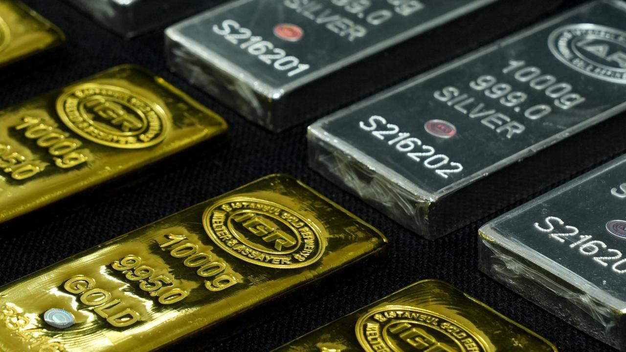 Değerli metaller yılın 9 ayında kayıplara oynadı