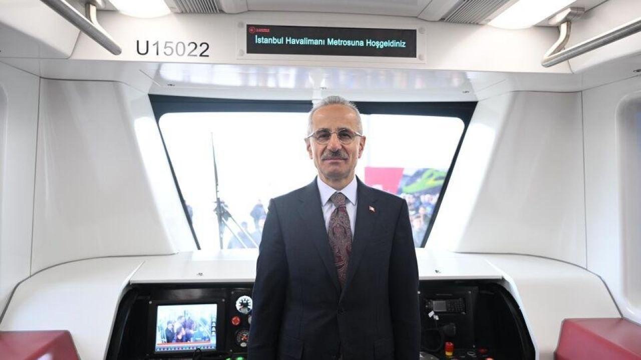 Bakan Uraloğlu: 3,25 milyar yolcuya hizmet verildi!