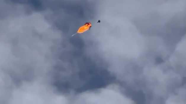 Ukrayna'da nefes kesen av: Savaş uçağı Rus dronunu tarafından düşürüldü!