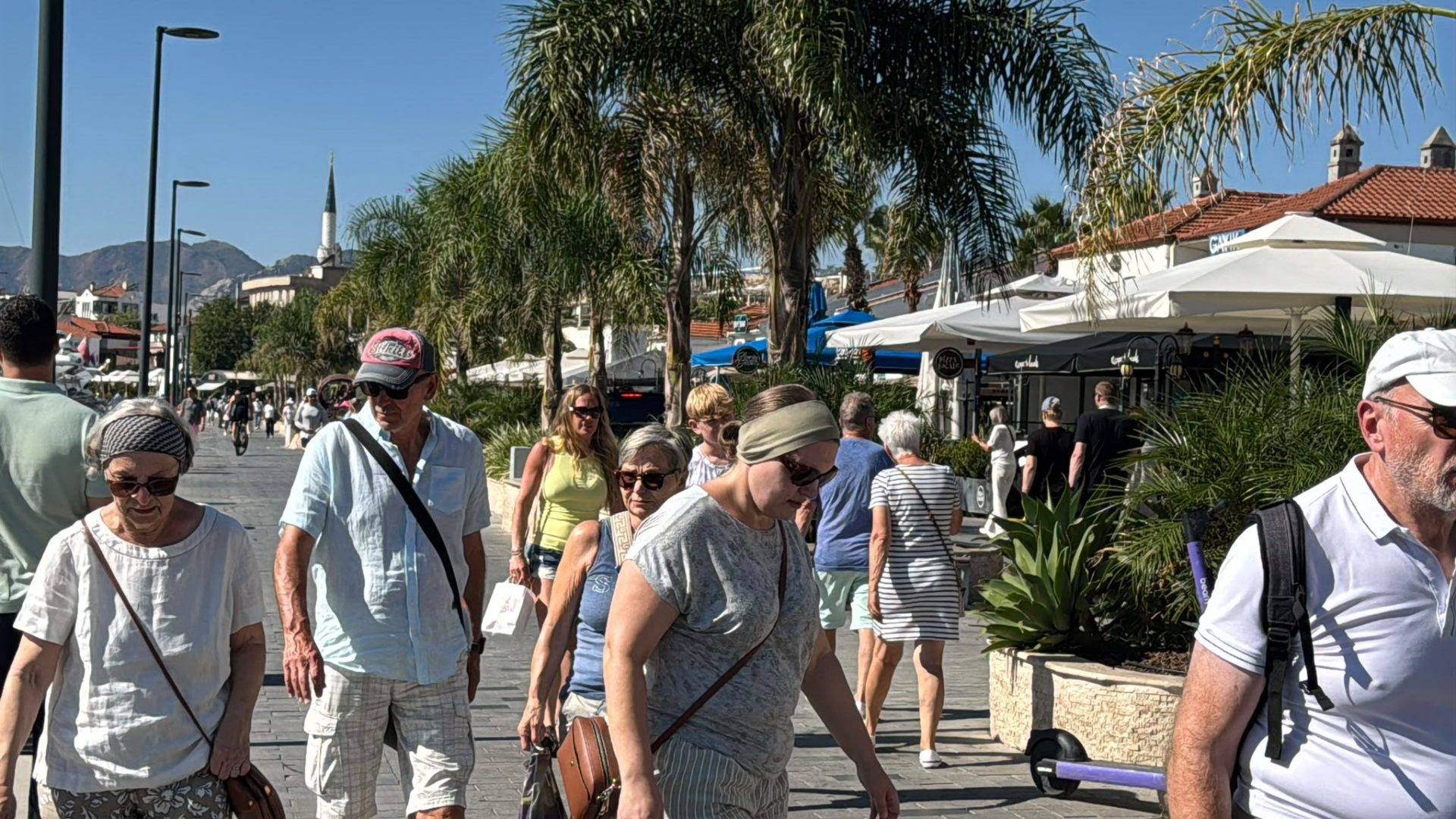 Marmaris’te kruvaziyer bereketi: Bir haftada 9 bin 400 turist geldi