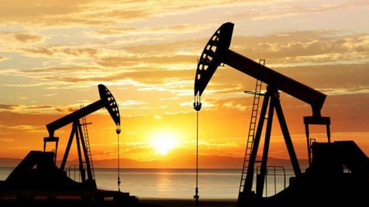 Brent petrolün varili 104,47 dolardan işlem görüyor