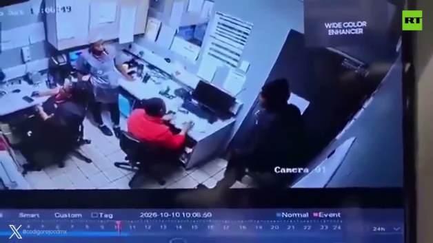 Güney Afrika’da kanlı infaz: 3 kadın yöneticinin hayatını kaybettiği cinayet kamerada!