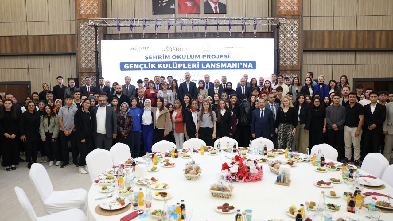 Büyükşehir'den gençlerin fikirlerini projeye dönüştürecek eğitim modeli