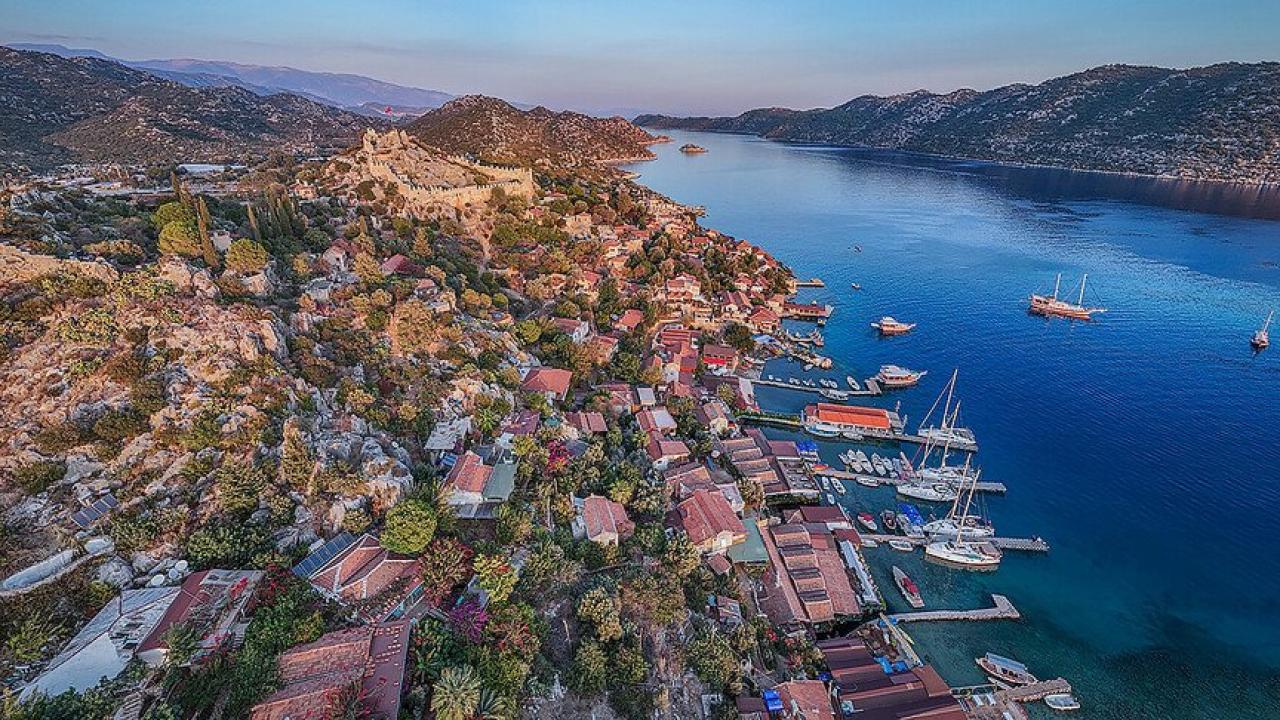 Turizmde 70 milyar dolar için geri sayım! Türkiye'nin 2027 hedefi belli oldu