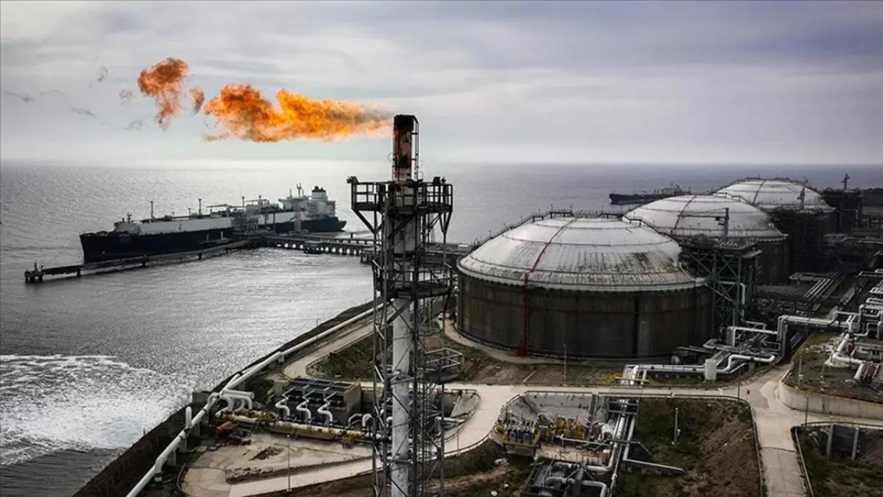 Avrupa'da doğal gaz fiyatları 4 yılın zirvesinde! 130 euro uyarısı