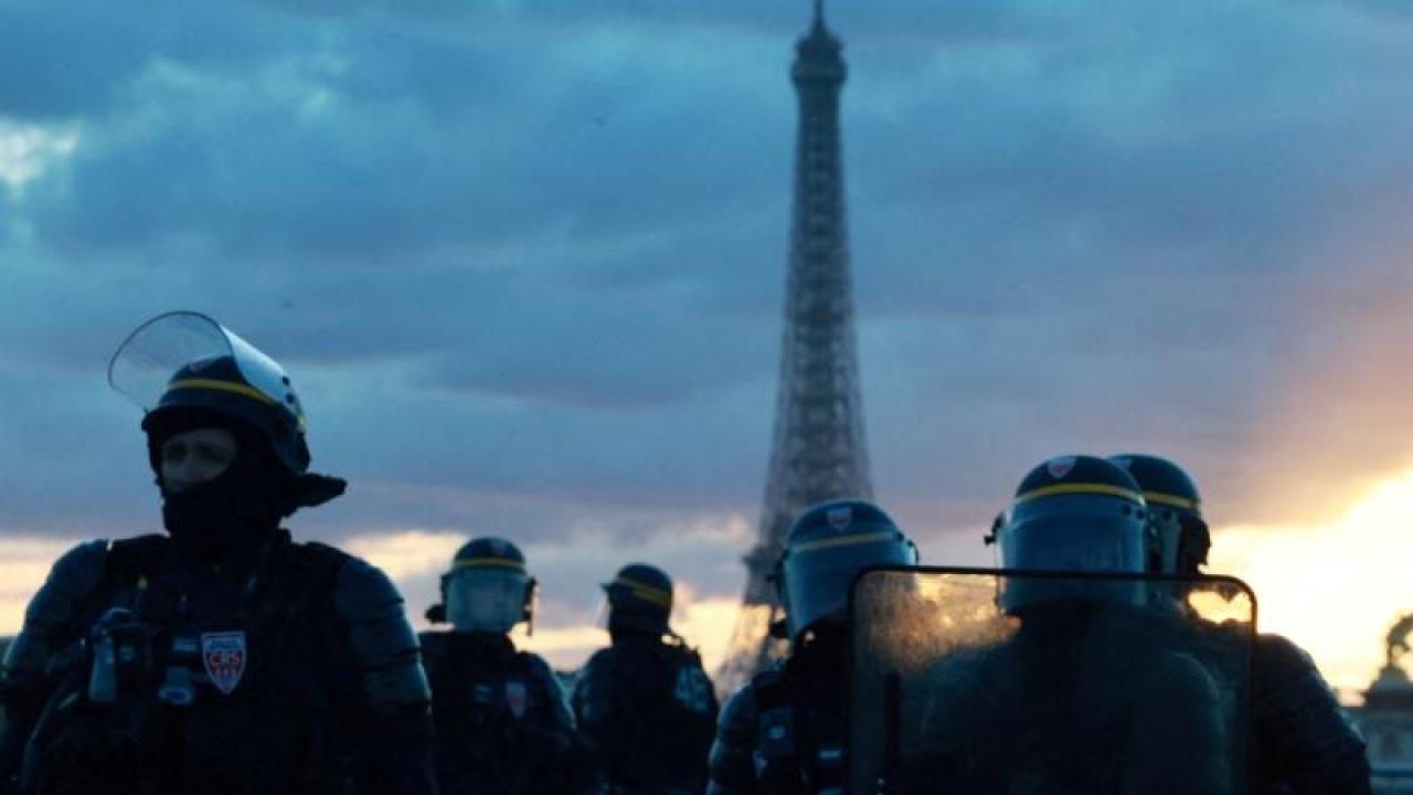 Paris sokaklarında 31 Ekim alarmı: 70 bin polis teyakkuzda!